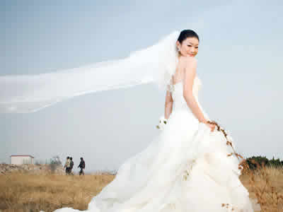 测测你的最佳结婚年龄