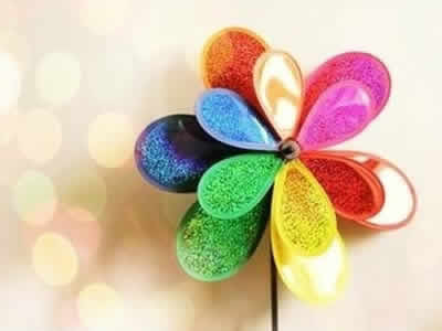 ��ɫȡ���������ʵ�Ը�				